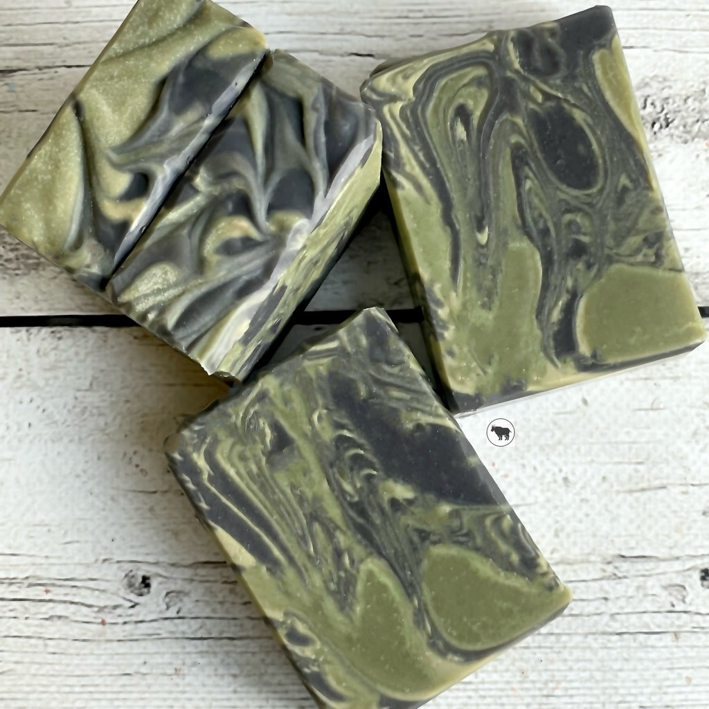 Hunting Camp (Frankincense, Eucalyptus, Pine & Fennel) - Mountain Goat Soap Co.