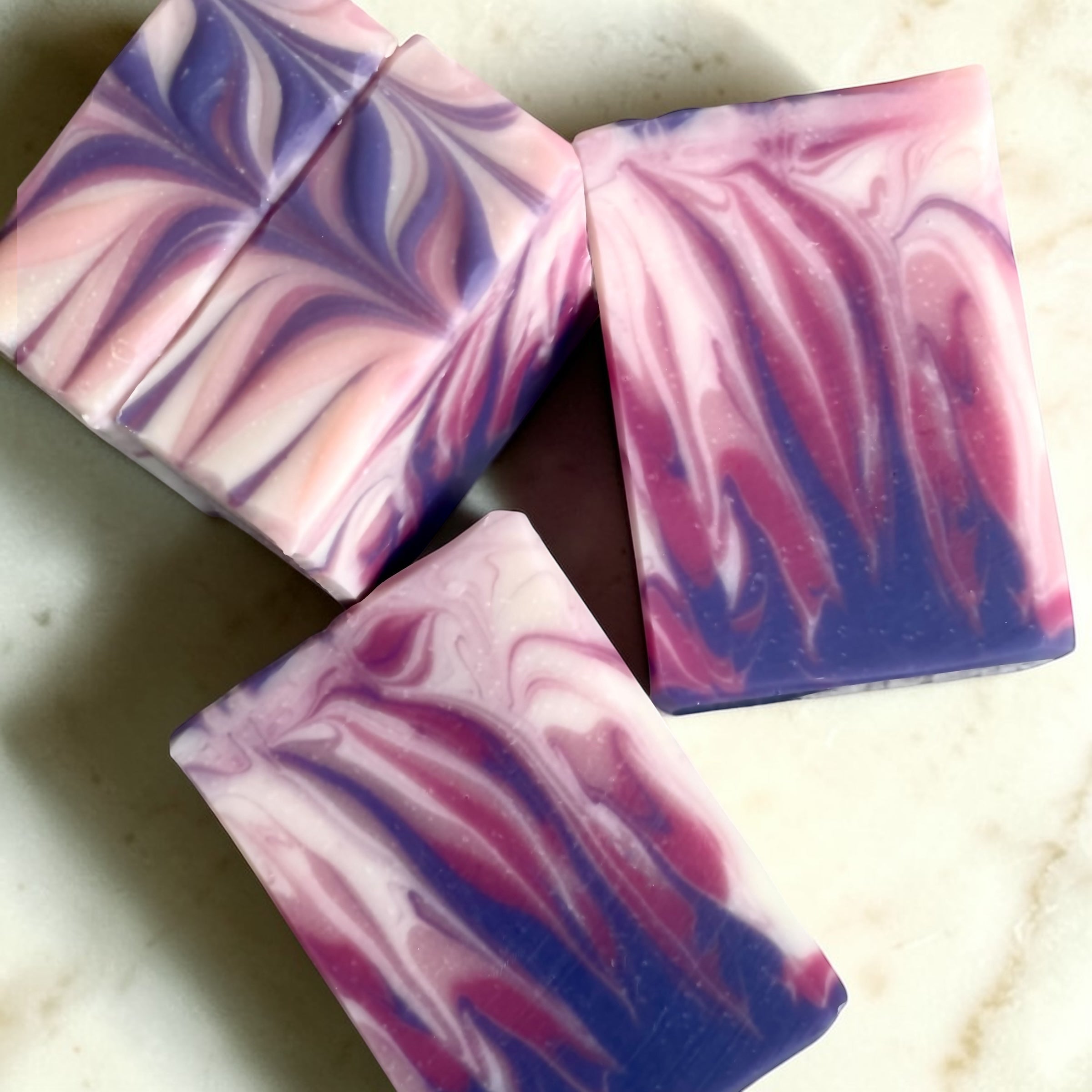 Bramble & Bark (Bergamot, Berries & White Woods) - Mountain Goat Soap Co.