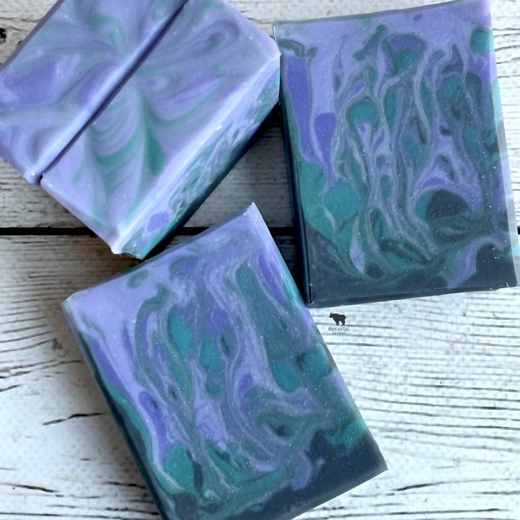 Twilight in the Woods (Redwood, Patchouli & Mandarin) - Mountain Goat Soap Co.